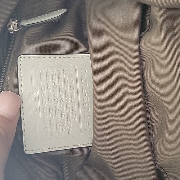 Coach| Monogram canvas hobo crossbody bag - Picture 11 of 11